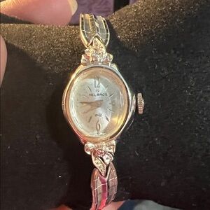 Silver tone vintage Women's Watch